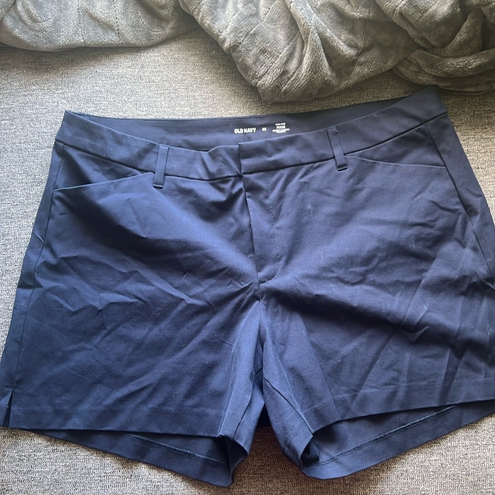 Old Navy NWOT Sz 22 Navy Blue High Rise Pixie Shorts with Secret Smooth Pockets